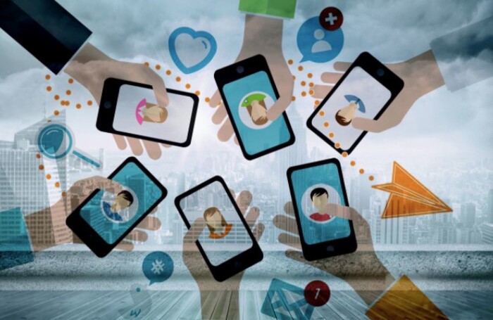 <b>企业级应用开发与维护服务</b>